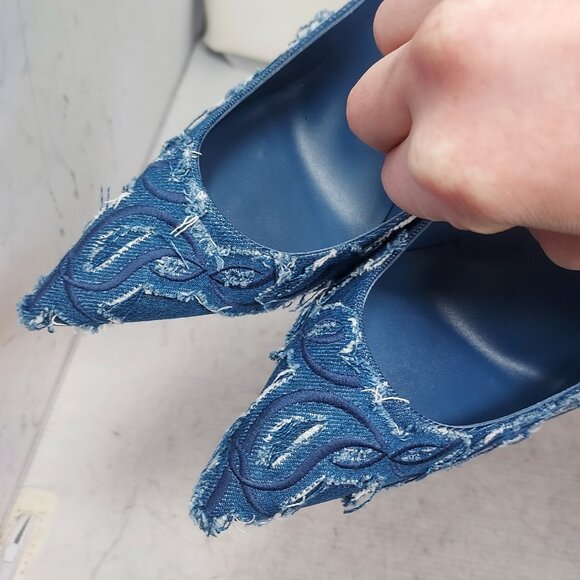 Christian Louboutin Blue Kate Toile Denim Brode Heel Shoe - Picture 10 of 11